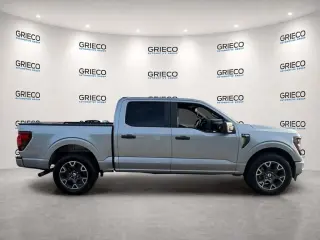 Ford F-150 2024 4x2 STX 4 puertas SuperCrew 5.5 pies. SB