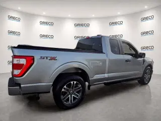 Ford F-150 2023 4x2 XL Cabina Super 4 puertas 6.5 pies SB
