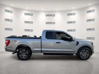 Ford F-150 2023 4x2 XL Cabina Super 4 puertas 6.5 pies SB