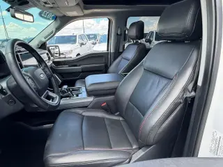Ford F-150 2022 4x4 XL 4 puertas SuperCrew 5.5 pies. SB