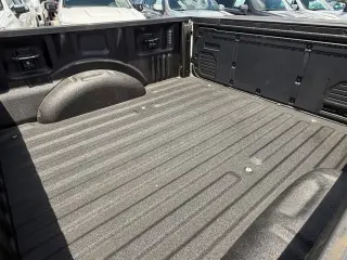 Ford F-150 2022 4x4 XL 4 puertas SuperCrew 5.5 pies. SB