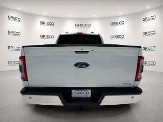 Ford F-150 2022 4x4 XL 4 puertas SuperCrew 5.5 pies. SB