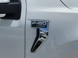 Ford F-150 2022 4x4 XL 4 puertas SuperCrew 5.5 pies. SB