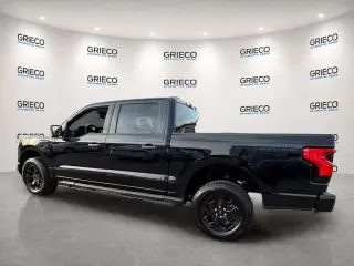 Ford F-150 Lightning 2025 AWD XLT 4 puertas SuperCrew 5.5 pies. SB