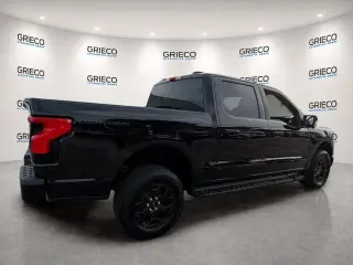 Ford F-150 Lightning 2025 AWD XLT 4 puertas SuperCrew 5.5 pies. SB