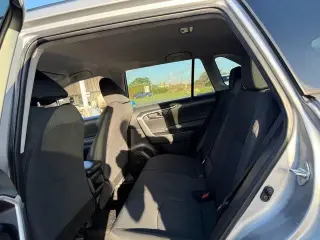 Toyota RAV4 2021 LE 4p SUV