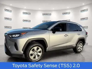 Toyota RAV4 2021 LE 4p SUV