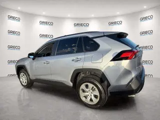 Toyota RAV4 2021 LE 4p SUV