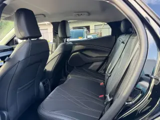 Ford Mustang Mach-E 2025 Select 4p SUV