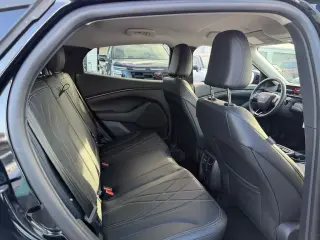 Ford Mustang Mach-E 2025 Select 4p SUV