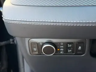 Ford Mustang Mach-E 2025 Select 4p SUV
