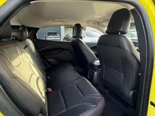 Ford Mustang Mach-E 2025 Premium 4p SUV