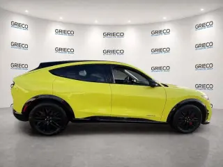 Ford Mustang Mach-E 2025 Premium 4p SUV