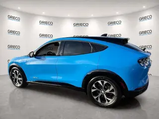 Ford Mustang Mach-E 2023 Premium 4p SUV