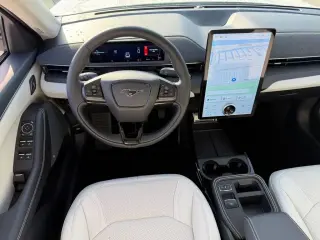 Ford Mustang Mach-E 2026 Premium 4p SUV
