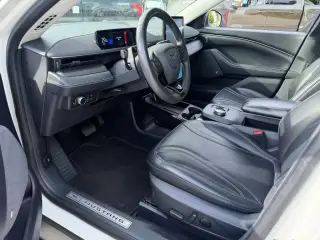 Ford Mustang Mach-E 2021 AWD Premium 4p SUV