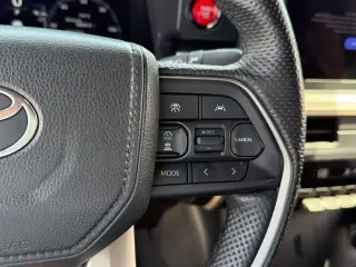 Toyota Tacoma 2024 4x4 SR5 4p Doble Cabina 5.0 ft SB