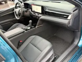 Toyota Camry 2026 SE 4dr Sedan
