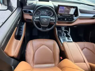 Toyota Highlander 2022 Limited 4dr SUV
