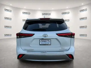 Toyota Highlander 2022 Limited 4dr SUV