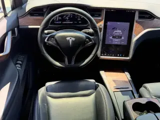 Tesla Model X 2020 AWD Long Range Plus 4p SUV