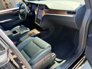 Tesla Model X 2020 AWD Long Range Plus 4p SUV