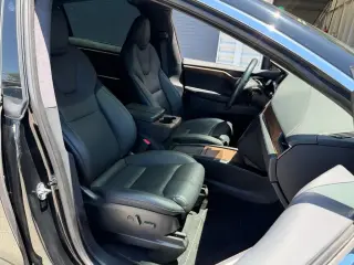 Tesla Model X 2020 AWD Long Range Plus 4p SUV
