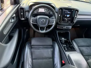 Volvo XC40 2021 AWD T5 R-Design 4p SUV