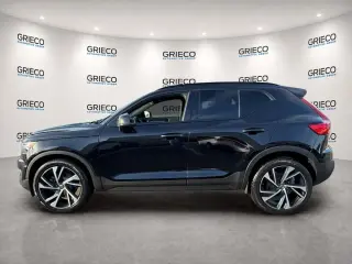 Volvo XC40 2021 AWD T5 R-Design 4p SUV