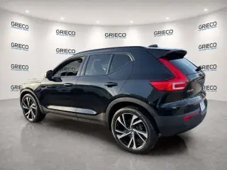 Volvo XC40 2021 AWD T5 R-Design 4p SUV