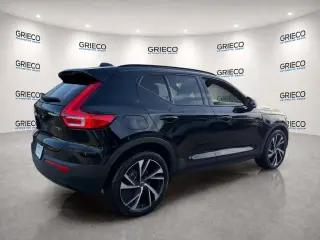 Volvo XC40 2021 AWD T5 R-Design 4p SUV