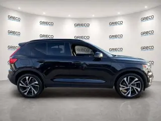 Volvo XC40 2021 AWD T5 R-Design 4p SUV