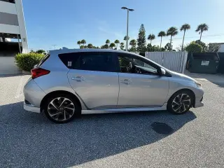 Toyota Corolla iM 2018 4dr Hatchback CVT