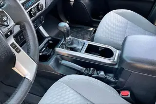 Toyota Tacoma 2022 4x2 TRD Sport 4 puertas Doble Cabina 6.1 pies LB