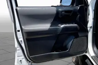 Toyota Tacoma 2022 4x2 TRD Sport 4 puertas Doble Cabina 6.1 pies LB