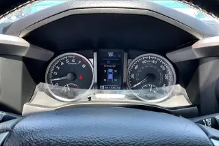 Toyota Tacoma 2022 4x2 TRD Sport 4 puertas Doble Cabina 6.1 pies LB