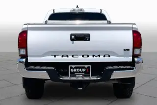 Toyota Tacoma 2022 4x2 TRD Sport 4 puertas Doble Cabina 6.1 pies LB