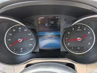 Mercedes-Benz GLC 2022 GLC 300 4p SUV