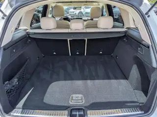 Mercedes-Benz GLC 2022 GLC 300 4p SUV