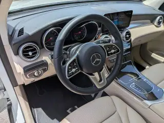 Mercedes-Benz GLC 2022 GLC 300 4p SUV