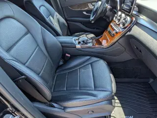 Mercedes-Benz GLC 2017 GLC 300 SUV de 4 puertas