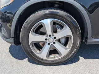 Mercedes-Benz GLC 2017 GLC 300 SUV de 4 puertas