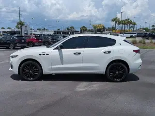 Maserati Levante 2022 AWD GT SUV de 4 puertas