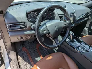 Maserati Levante 2022 AWD GT SUV de 4 puertas