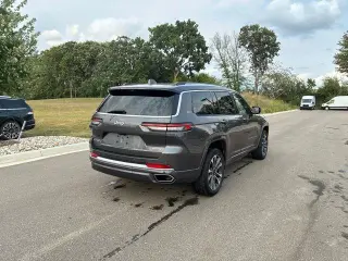 Jeep Grand Cherokee L 2021 4x4 Overland 4 puertas SUV
