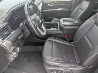 GMC Yukon 2021 4x4 Denali 4p SUV