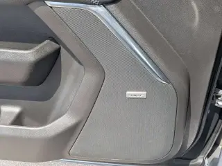GMC Yukon 2021 4x4 Denali 4p SUV