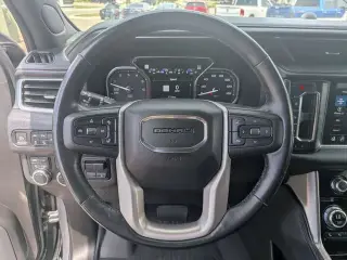 GMC Yukon 2021 4x4 Denali 4p SUV