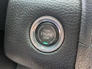 GMC Yukon 2021 4x4 Denali 4p SUV