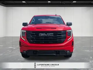 GMC Sierra 1500 2022 4x4 Elevation 4dr Crew Cab 5.8 ft. SB